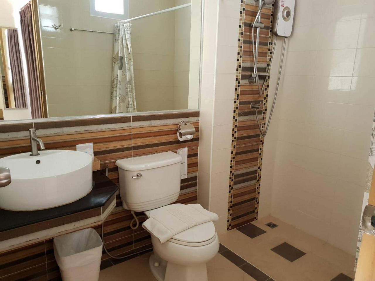 Omg Hotel كونكين المظهر الخارجي الصورة